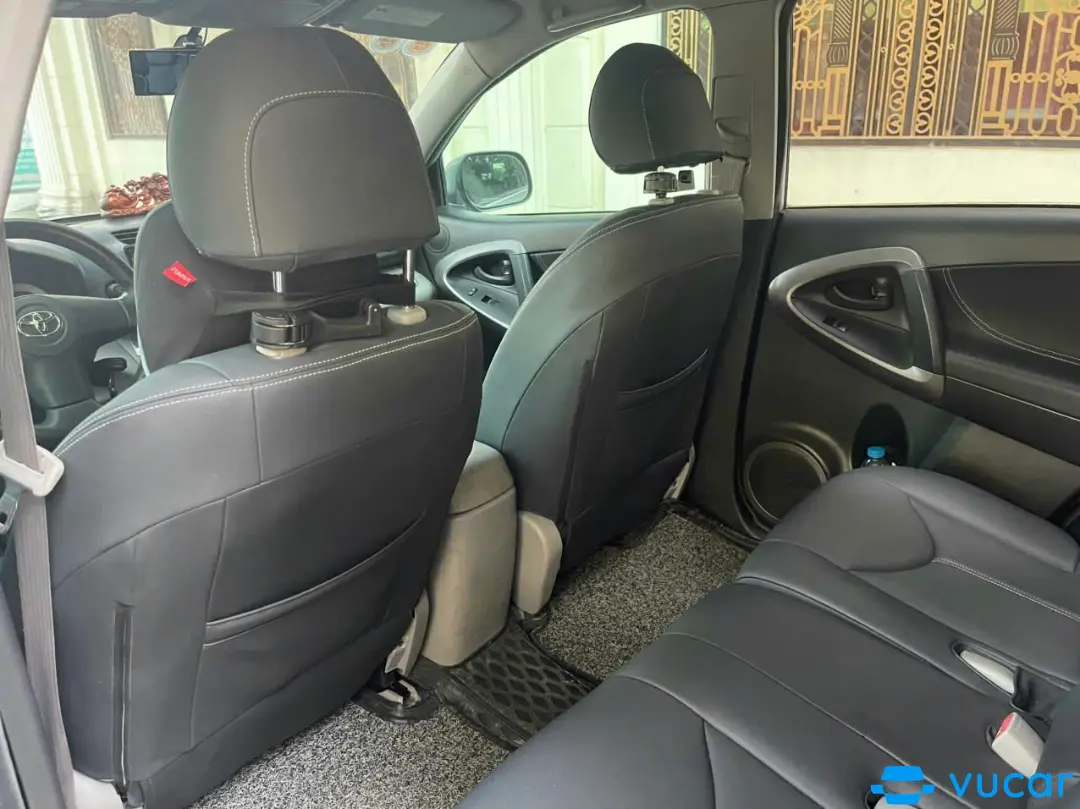 Toyota RAV4 2.4 AT 2007 - Nội thất 5
