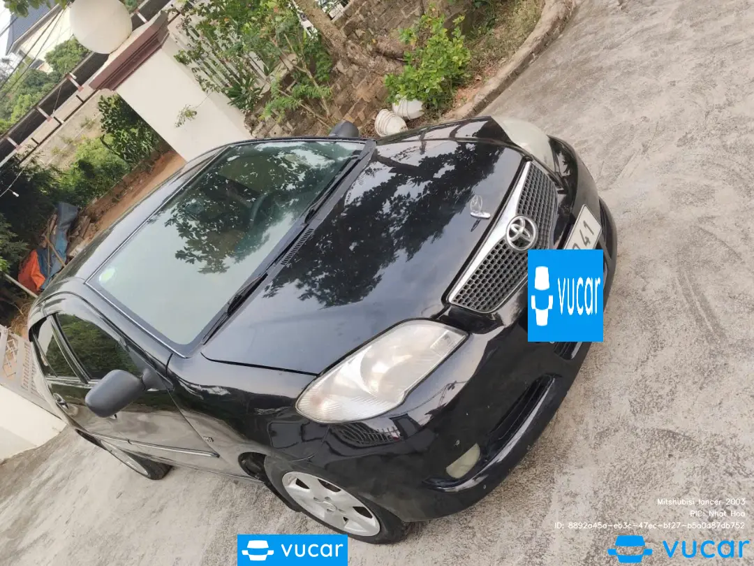 Mitshubisi lancer 2003 - Ngoại thất 1