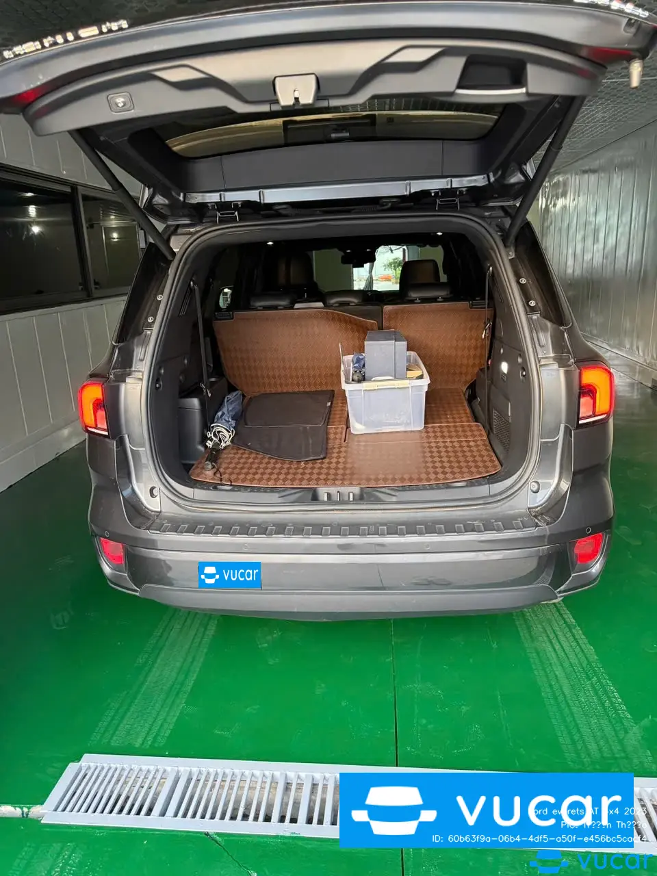 Ford everets AT 4x4 2023 - Nội thất 9