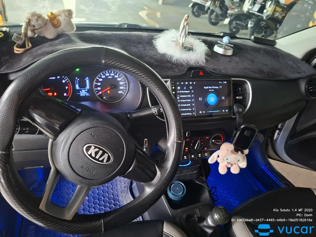 Kia Soluto 1.4 MT 2020 - Nội thất 3