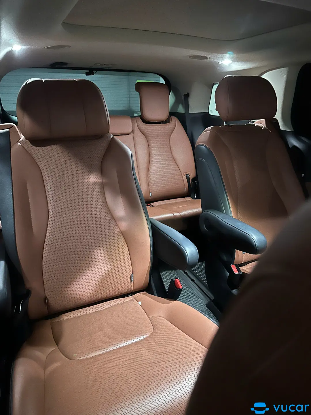 Kia Carnival Signature 2022 7 chỗ - Nội thất 2