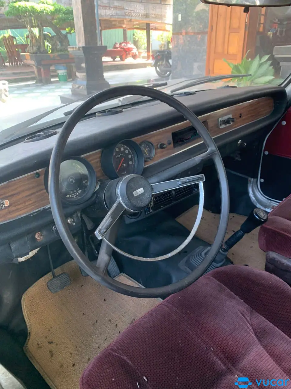 Mazda 1500 1968 - Nội thất 4