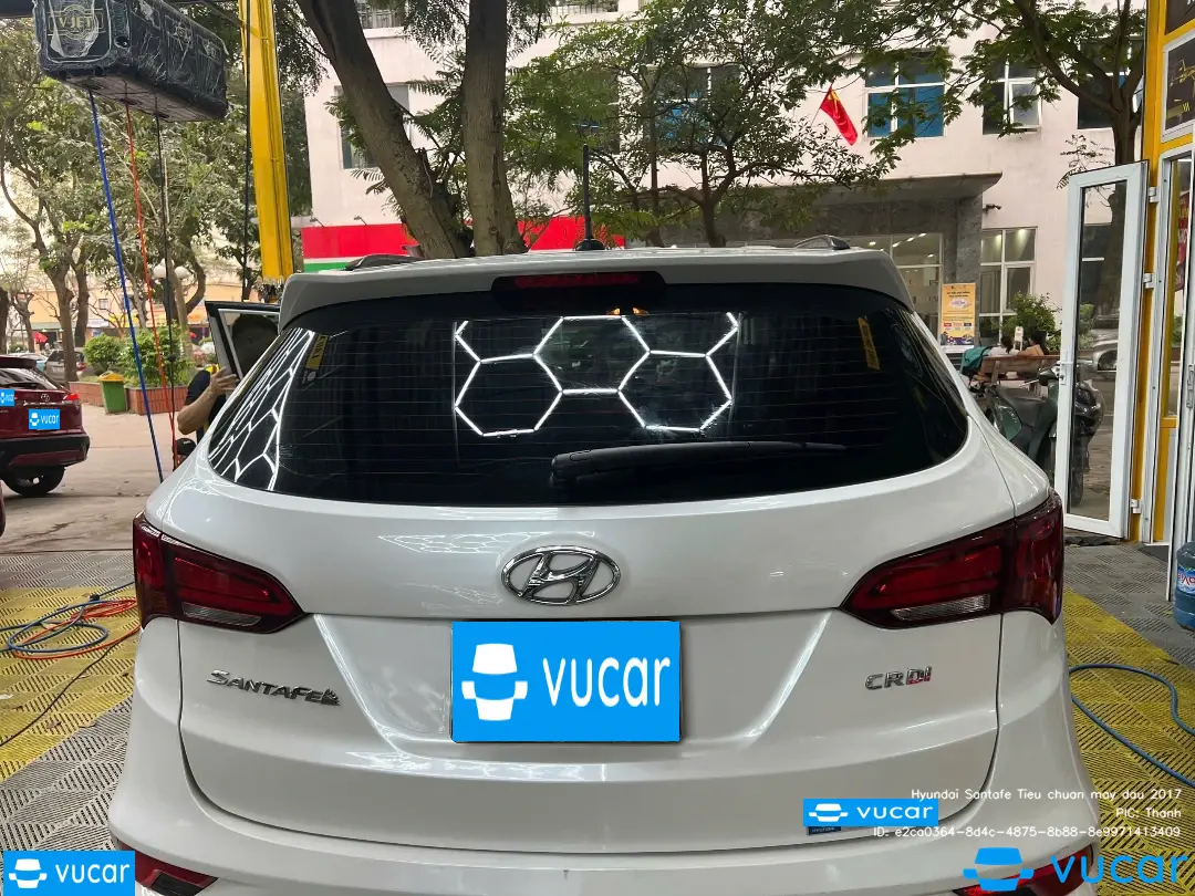 Hyundai Santafe Tiêu chuẩn máy dầu 2017 - Ngoại thất 1