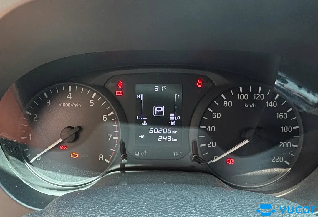 nissan Terra E 2018 - Nội thất 3