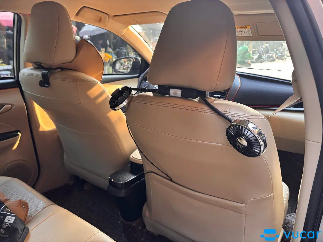 Toyota Vios E CVT 2022 - Nội thất 3