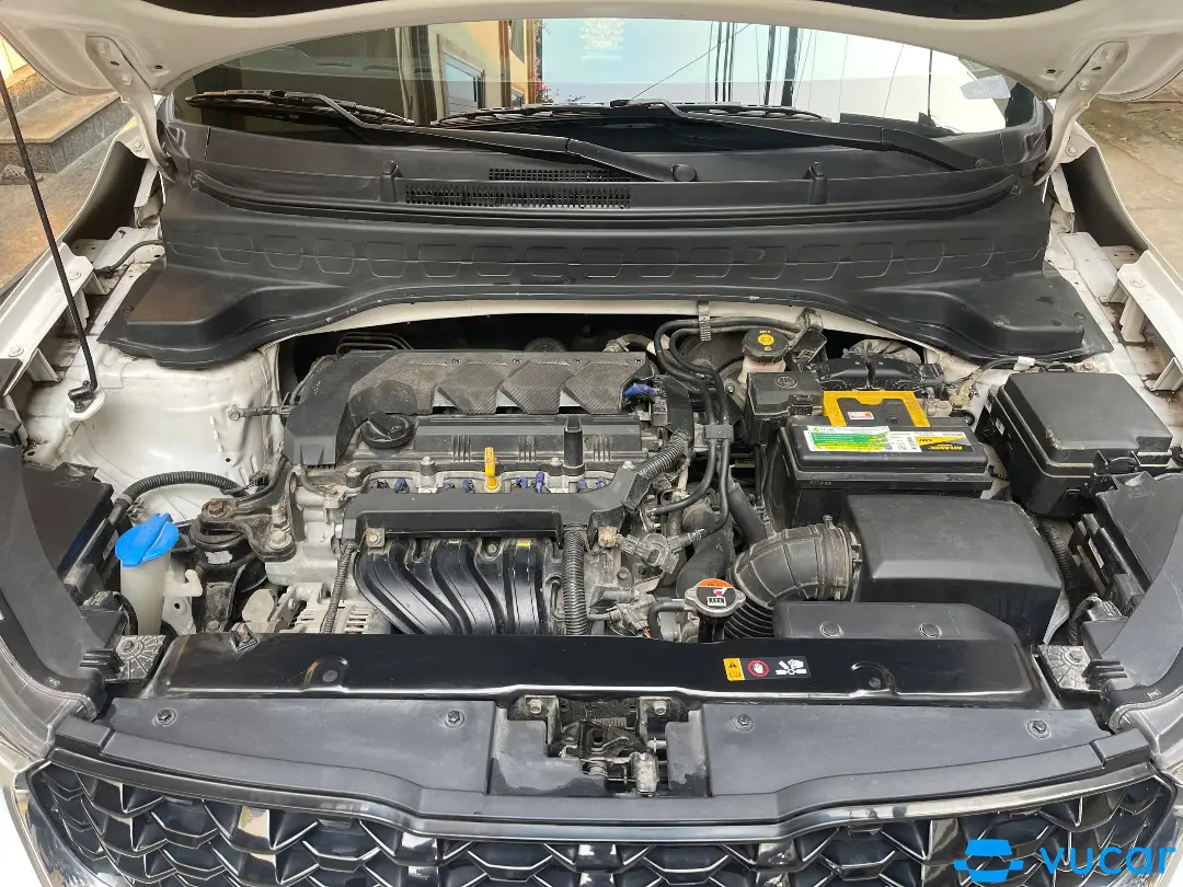 KIA SONET Premium 2022 - Khoang động cơ 1