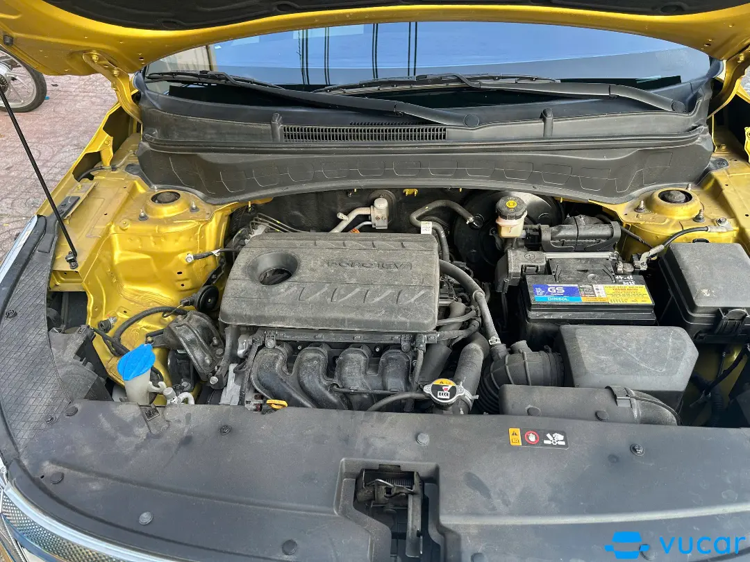 Kia Seltos Premium 1.6 AT 2022 - Khoang động cơ 1