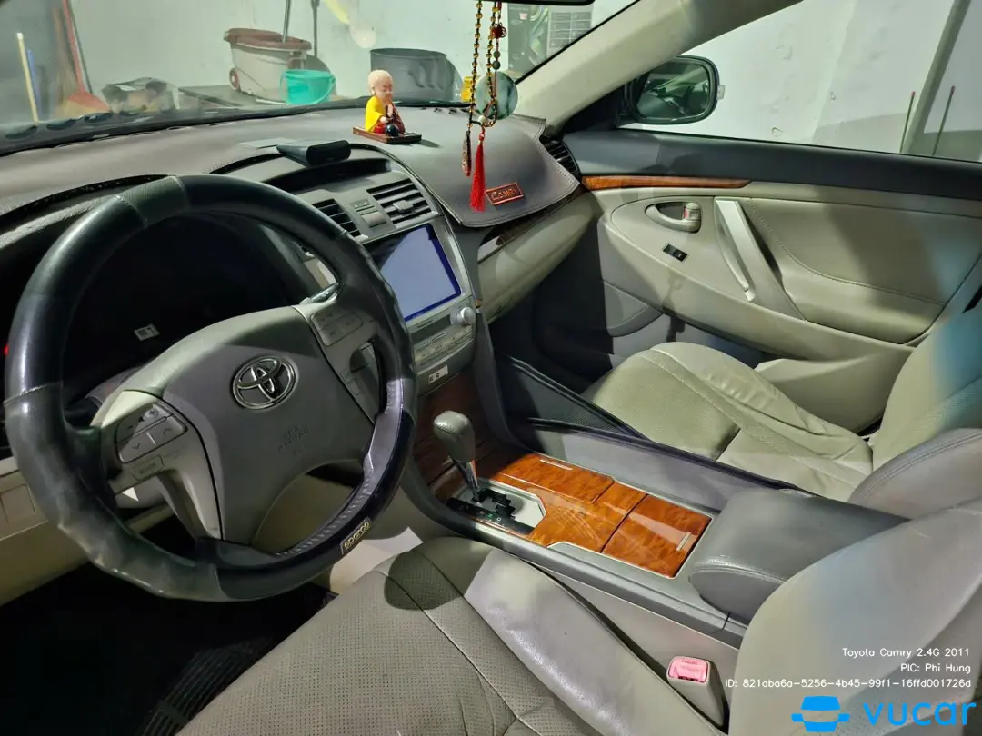 Toyota Camry 2.4G 2011 - Nội thất 10