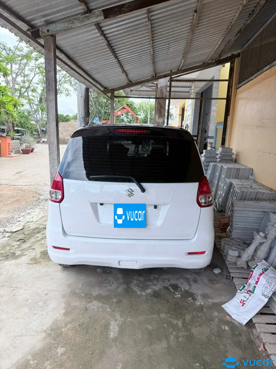 Suzuki 2015 - Ngoại thất 3