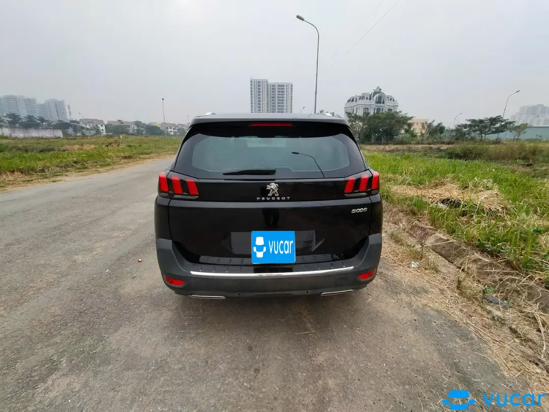 Peugoet 5008 năm 2018 - Ngoại thất 4