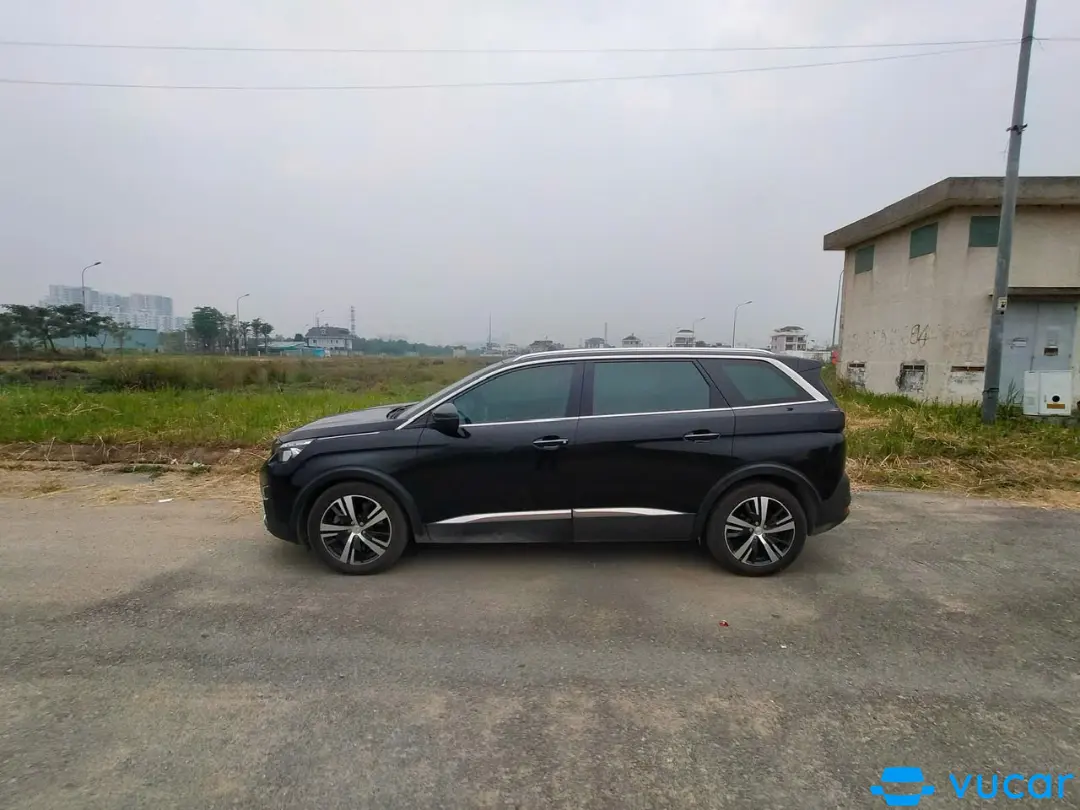 Peugoet 5008 năm 2018 - Ngoại thất 5