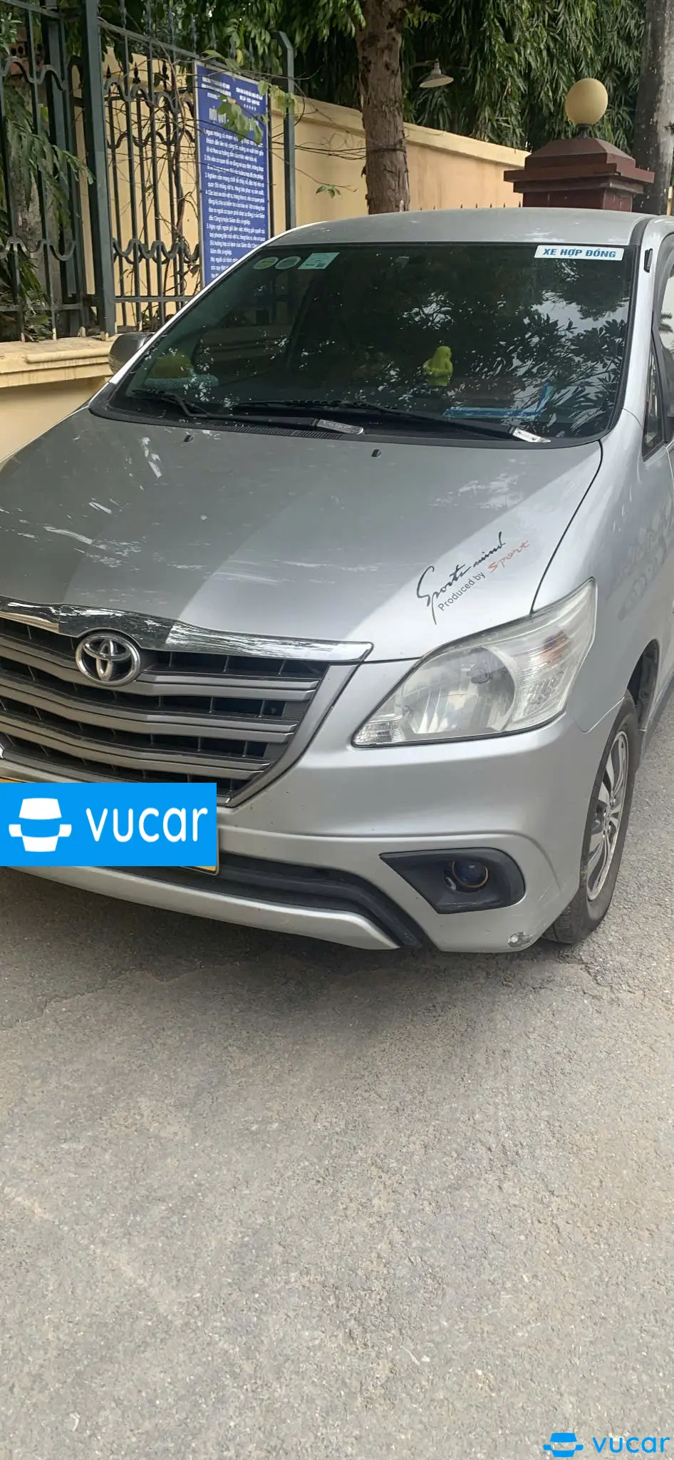 Toyota Innova E 2016