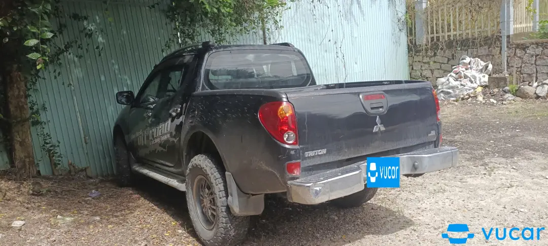 Mitsubishi Triton GLX 4x2 MT 2014 - Ngoại thất 1