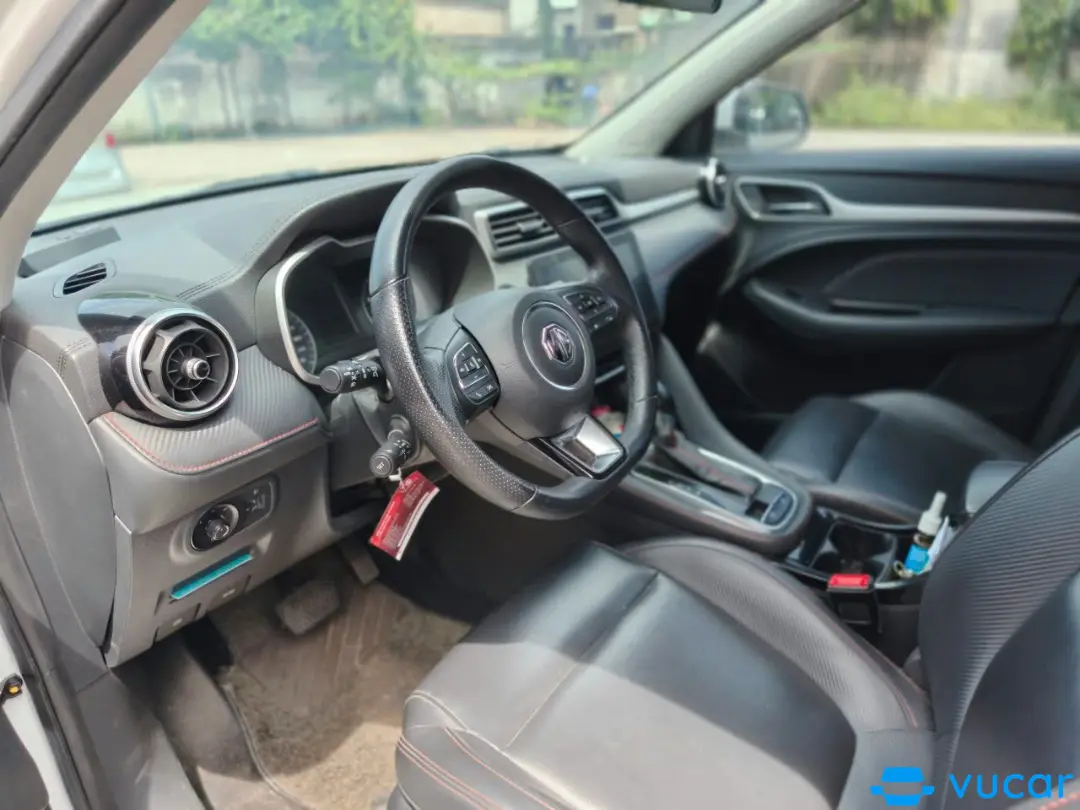 mg Zs lux 2021 - Nội thất 1