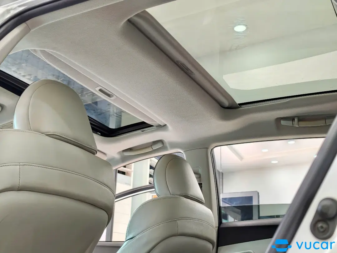 Toyota Venza 2.7 2011 - Nội thất 10