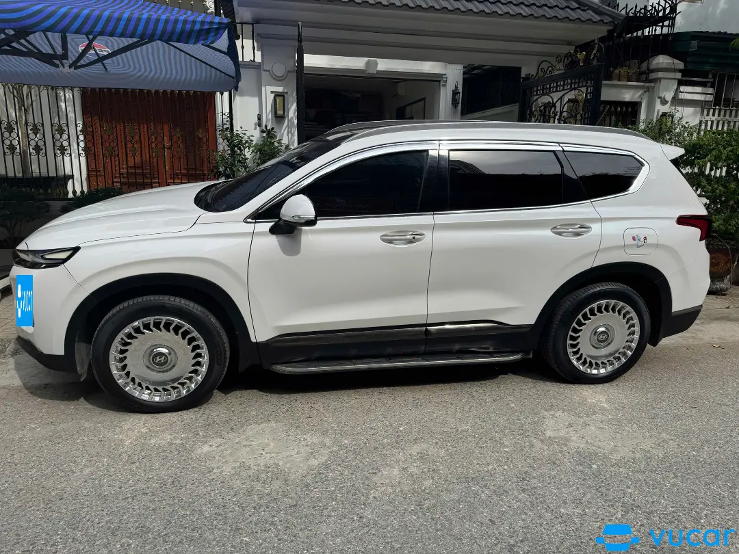 Ảnh xe Hyundai Santafe máy xăng cao cấp 2020