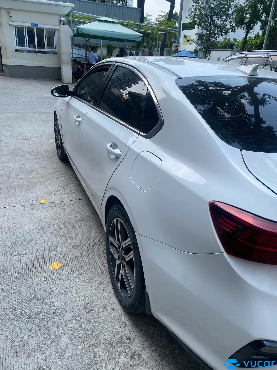 Kia Cerato 1.6 AT Luxury 2019 - Ngoại thất 4