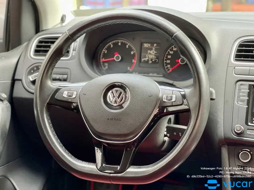 Volkswagen Polo 1.6 AT Highline 2016 - Nội thất 7