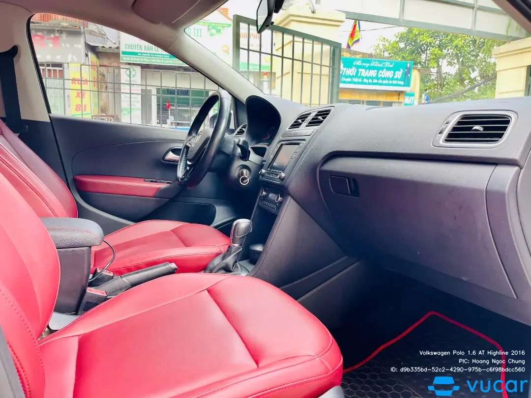 Volkswagen Polo 1.6 AT Highline 2016 - Nội thất 9