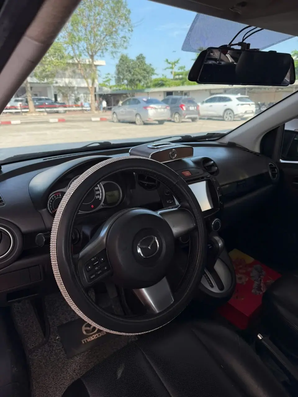 Mazda 2 S 2015 - Nội thất 4