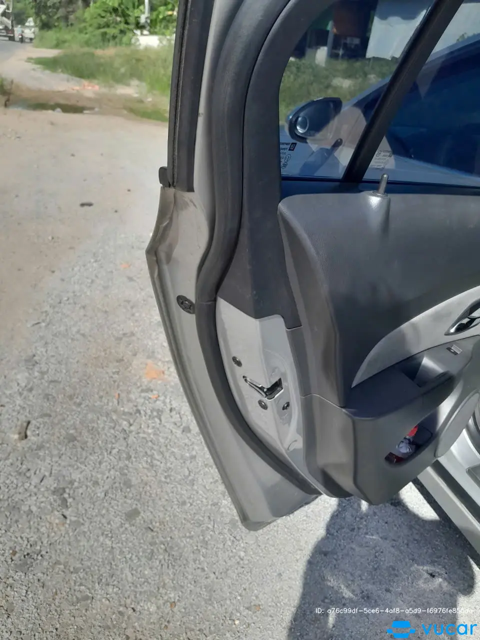 Chevrolet Cruze LS 1.6 MT 2011 - Nội thất 7
