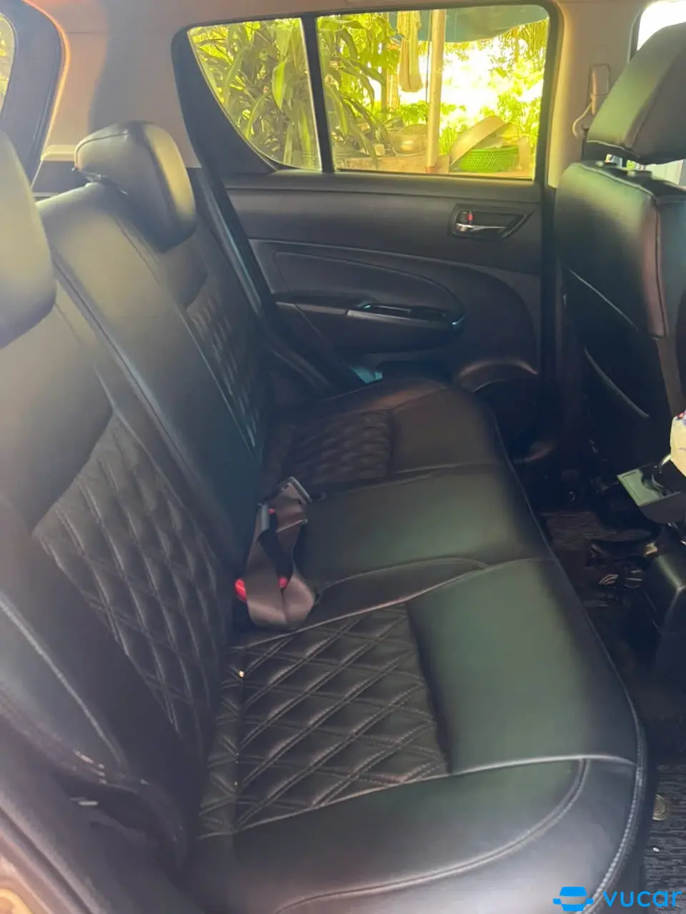 Suzuki Swift 1.4 AT 2014 - Nội thất 1