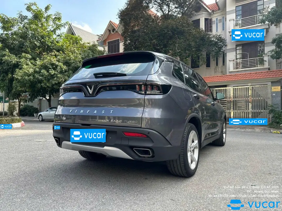 Ảnh xe VinFast Lux sa 2.0 Base 2.0 AT 2021 - ảnh 3