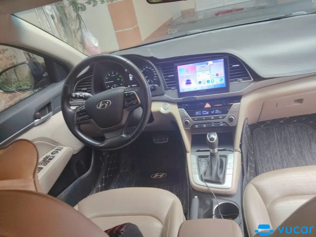 Elantra 2018 bản 2.0 màu đen xe chạy 5.9 vạn chuẩn N/A - Nội thất 1