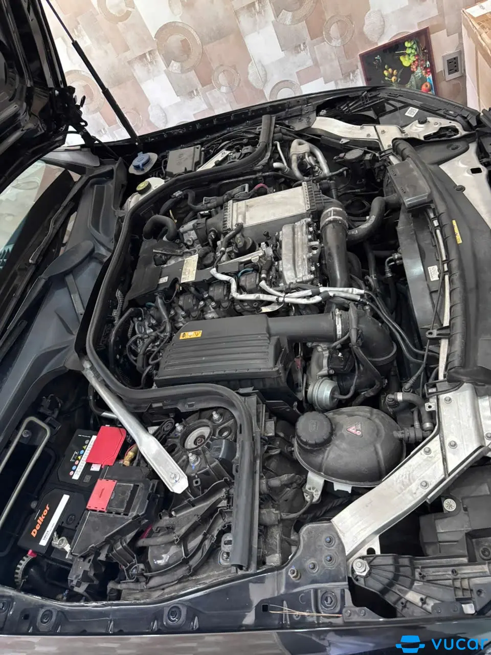 Mercedes 250 2018 - Khoang động cơ 1