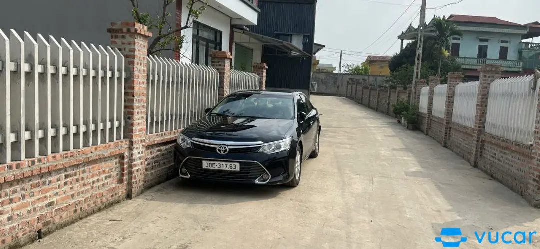 Toyota Camry 2.0E 2016 - Nội thất 1
