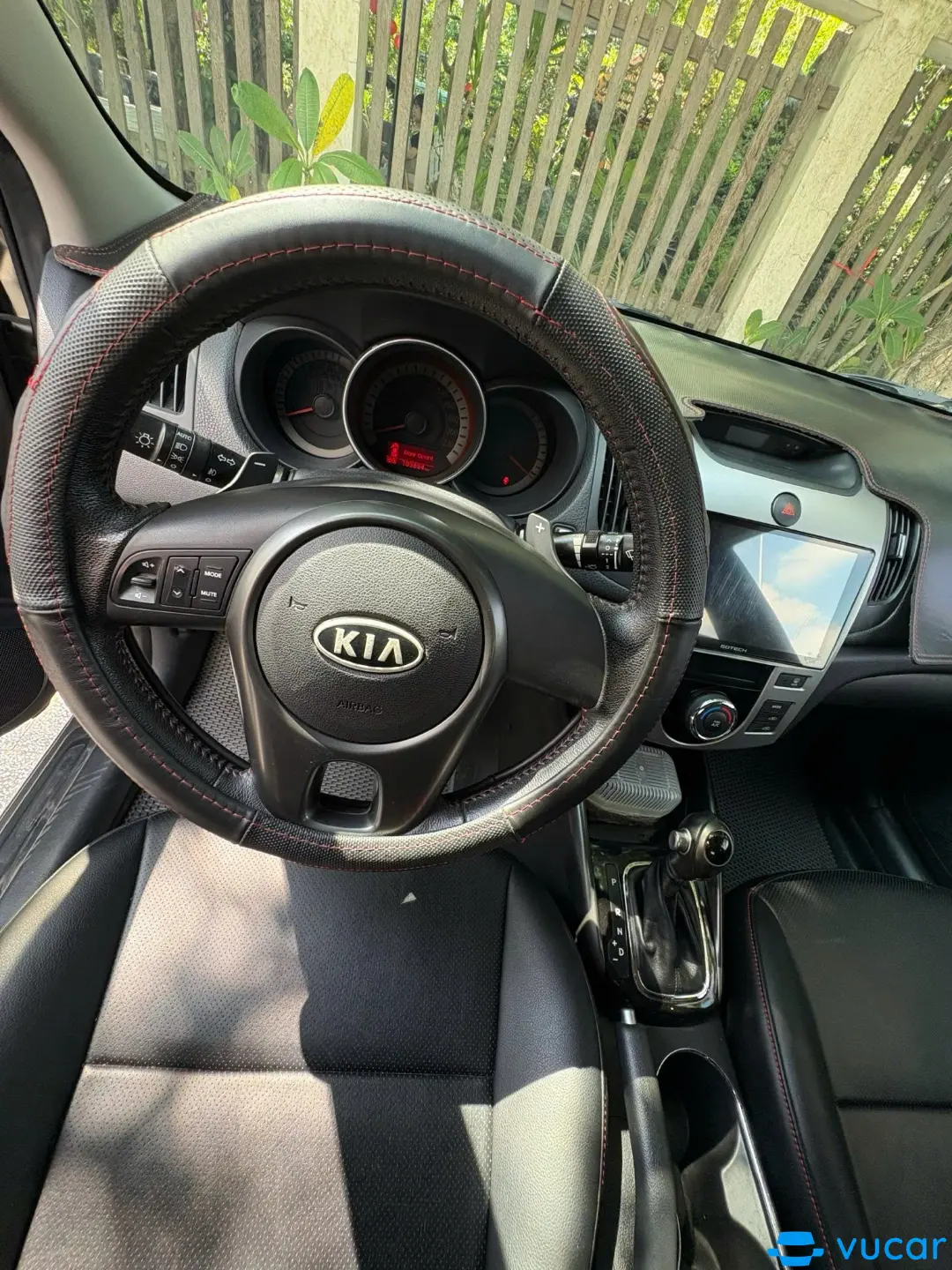 Kia Forte  2010 - Nội thất 1