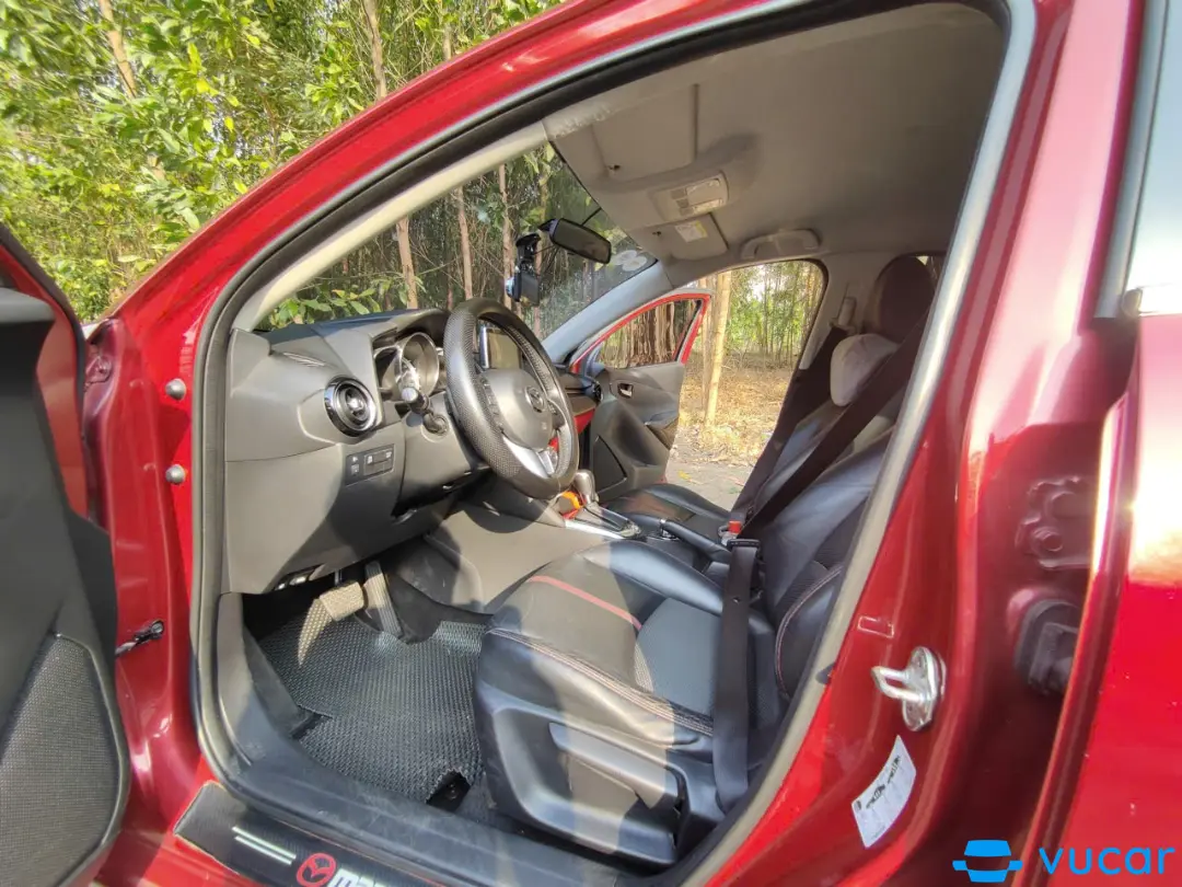 Mazda 2 S 2015 - Nội thất 2