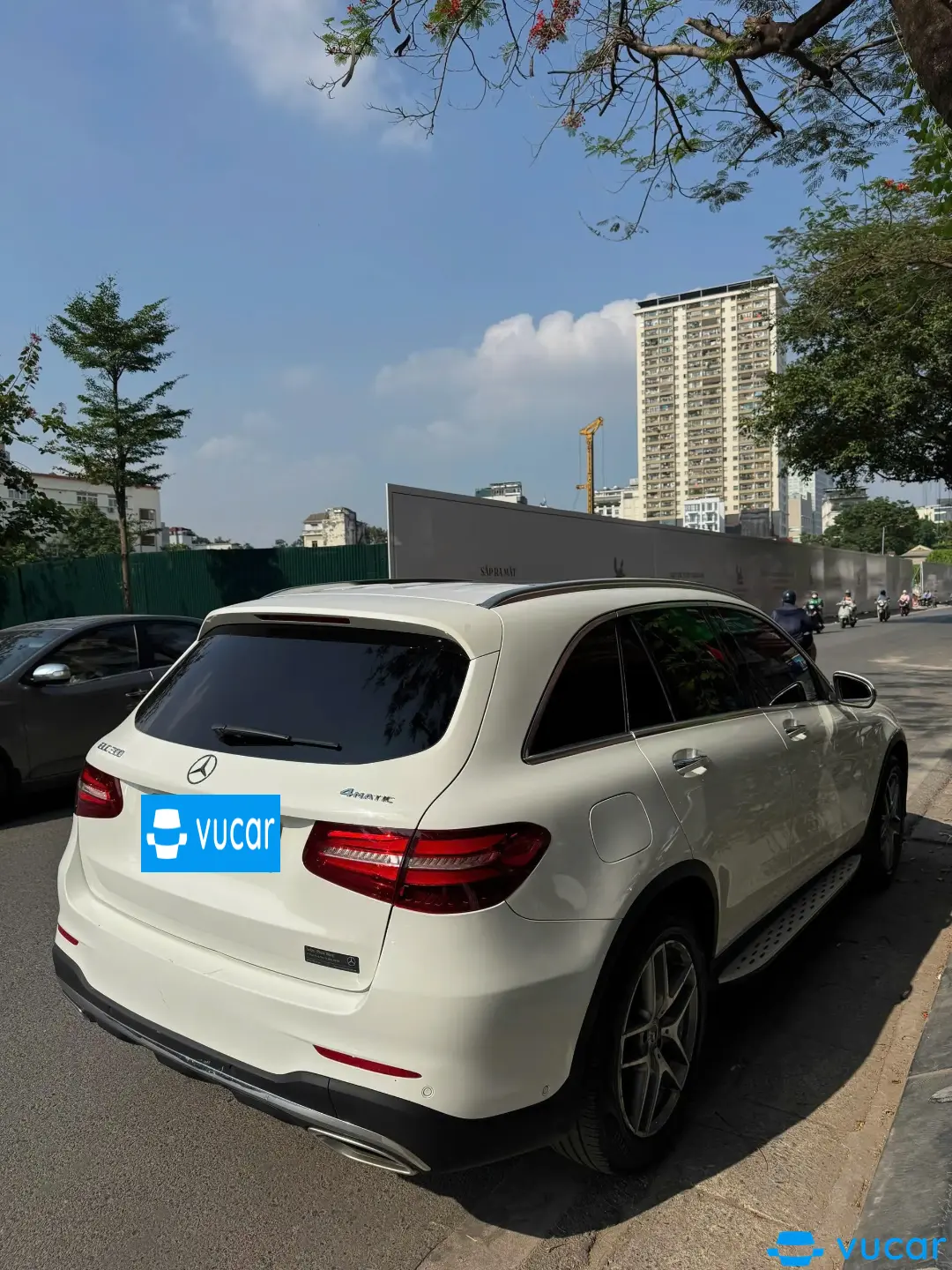 Mercedes Glc 300 4Matic 2018 - Ngoại thất 6