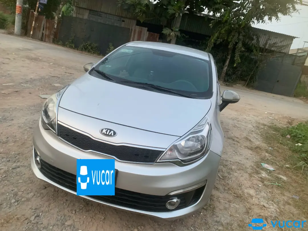 Ảnh xe Kia số sàn 2017 