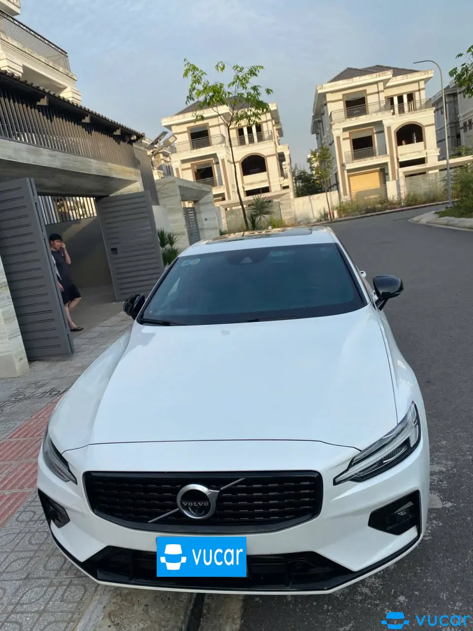 Ảnh xe Volvo S60 T5 R-Design AWD 2020 - ảnh 2