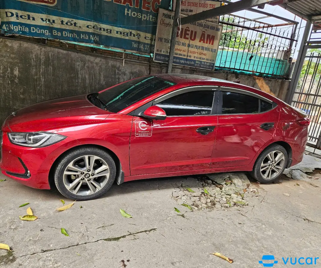 Hyundai Elantra 2.0 AT 2019 - Ngoại thất 4