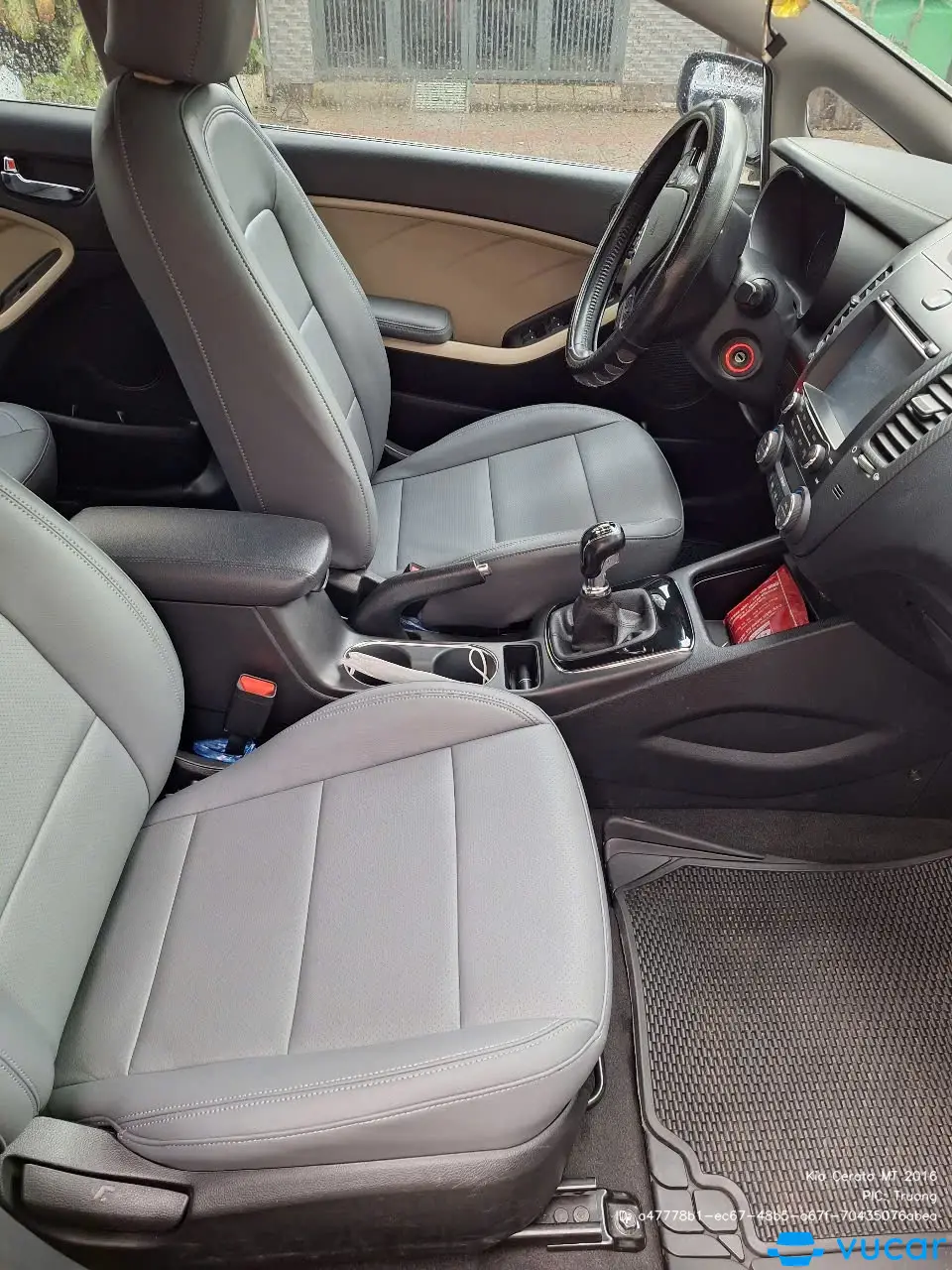 Kia Cerato MT 2016 - Nội thất 3