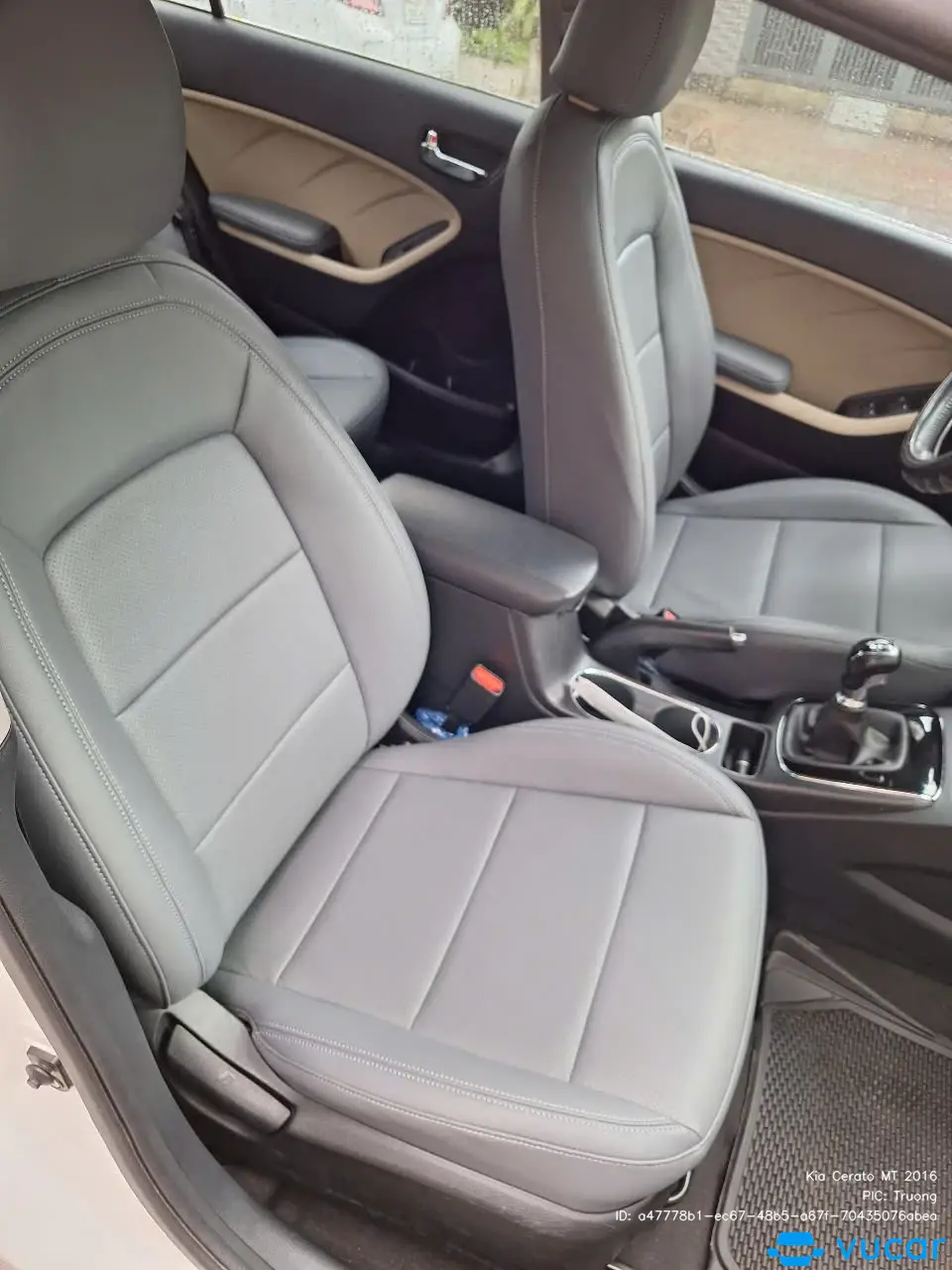 Kia Cerato MT 2016 - Nội thất 4