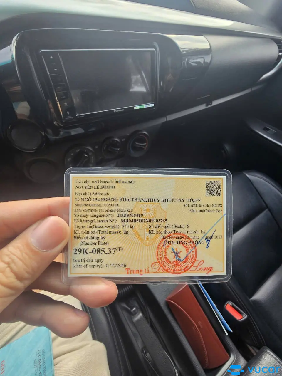 Toyota Hilux 2.4L 4x2 AT 2021 - Nội thất 2