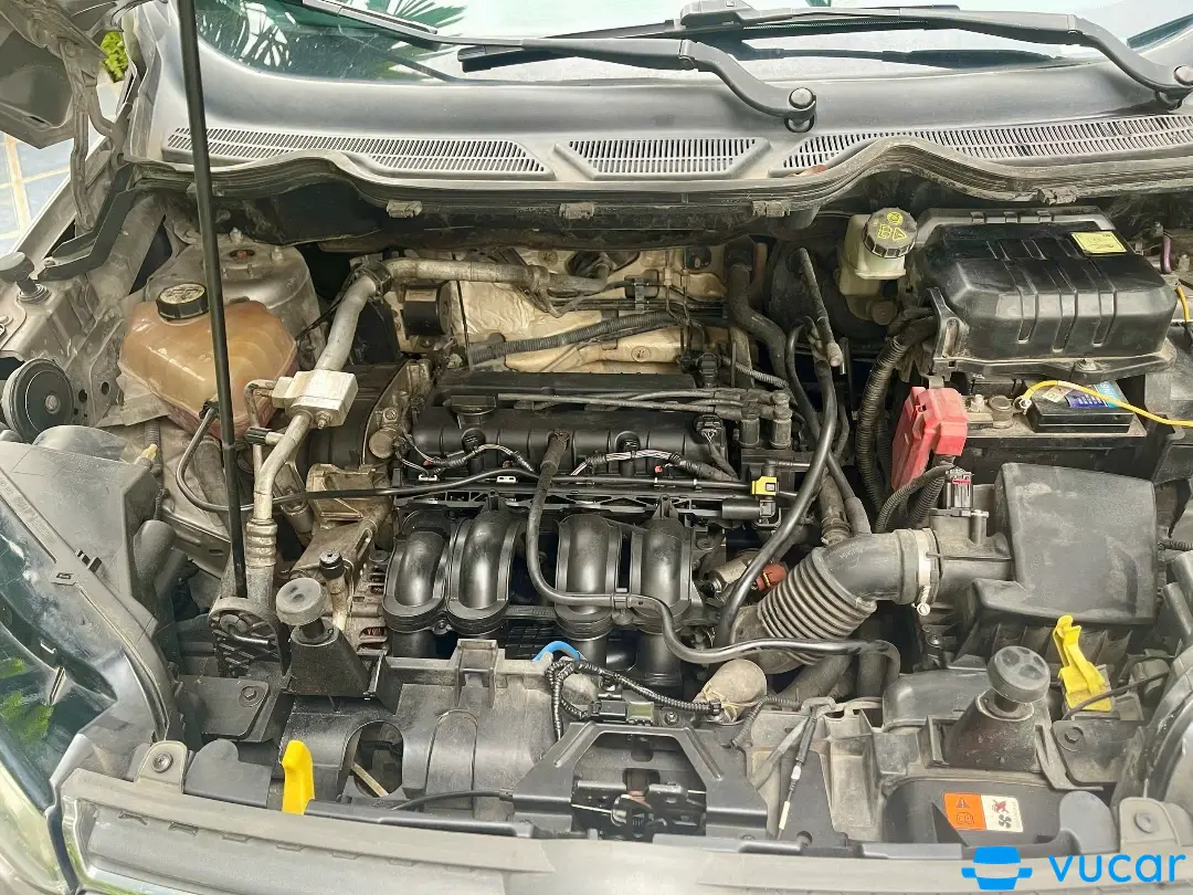 Ford Ecosport Titanium 1.5L AT 2014 - Khoang động cơ 2