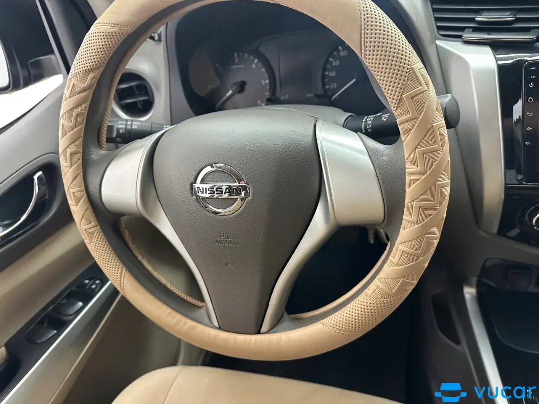 Nissan Navara EL 2.5 AT 2WD 2018 - Nội thất 2
