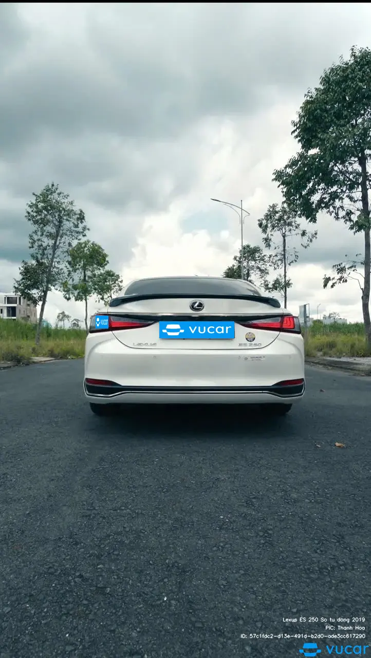 Lexus ES 250 Số tự động 2019 - Ngoại thất 2