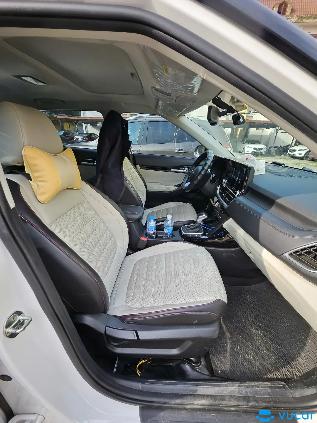 Kia Seltos Premium 1.4 AT 2022 - Nội thất 2