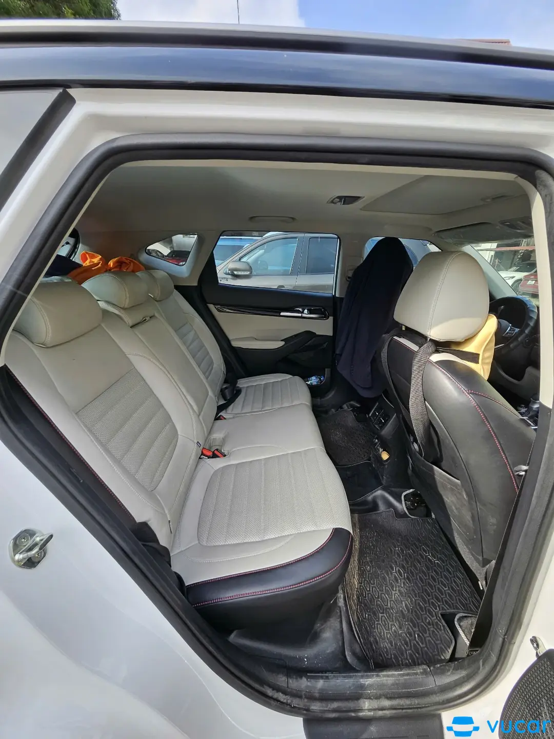 Kia Seltos Premium 1.4 AT 2022 - Nội thất 3