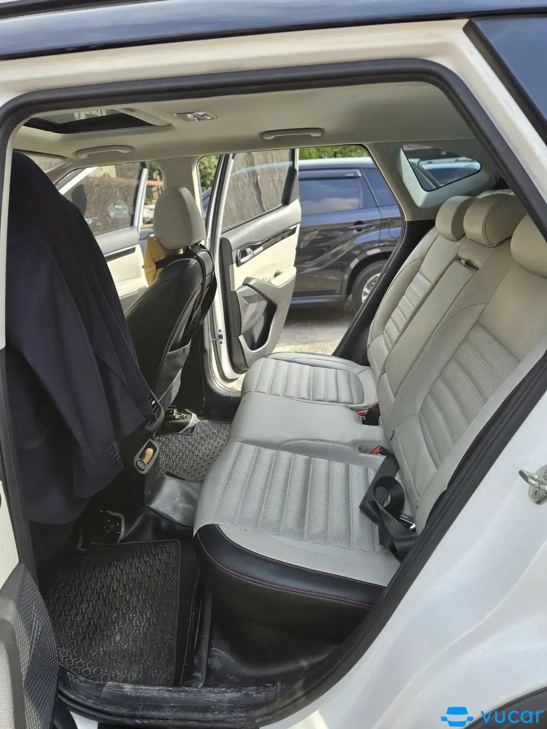 Kia Seltos Premium 1.4 AT 2022 - Nội thất 6