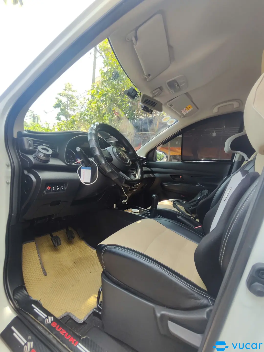 Suzuki Ertiga Hybrid 1.5 MT 2023 - Nội thất 7
