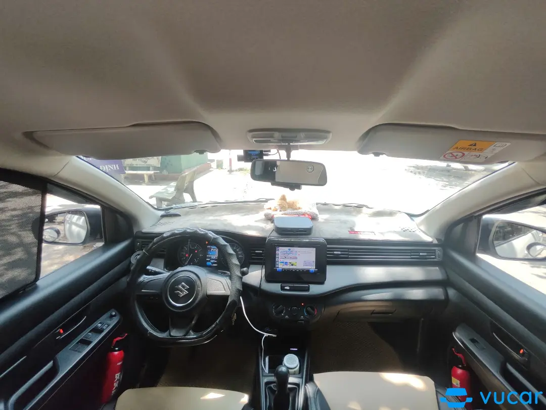 Suzuki Ertiga Hybrid 1.5 MT 2023 - Nội thất 3