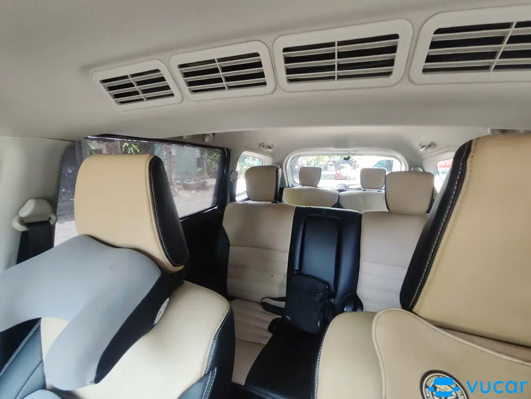 Suzuki Ertiga Hybrid 1.5 MT 2023 - Nội thất 8