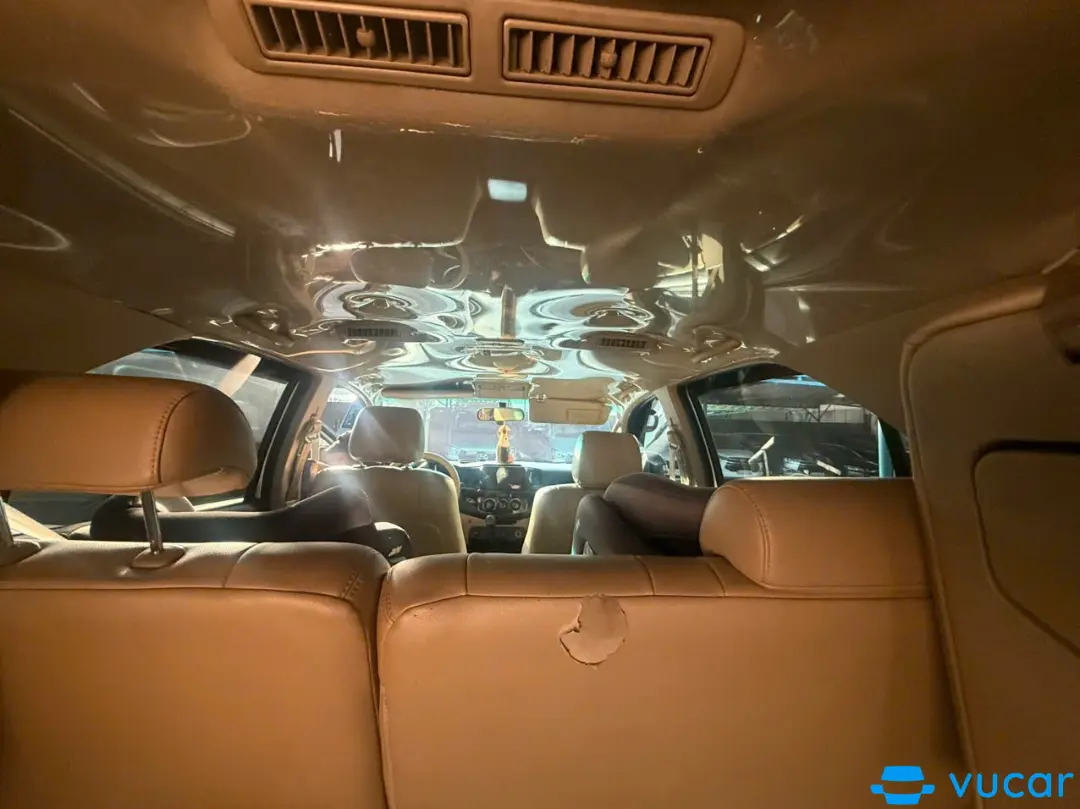 Toyota Fortuner 2.5G 2016 - Nội thất 10