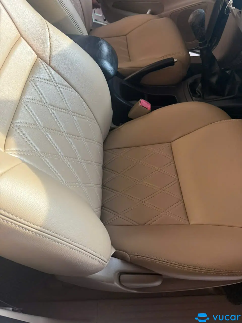 Toyota Fortuner 2.5G 2016 - Nội thất 19